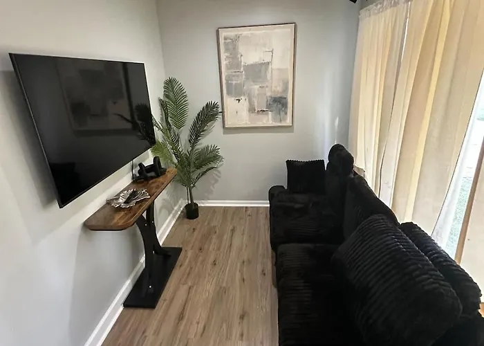 Ranch Single Level Near Downtown Tinley Park